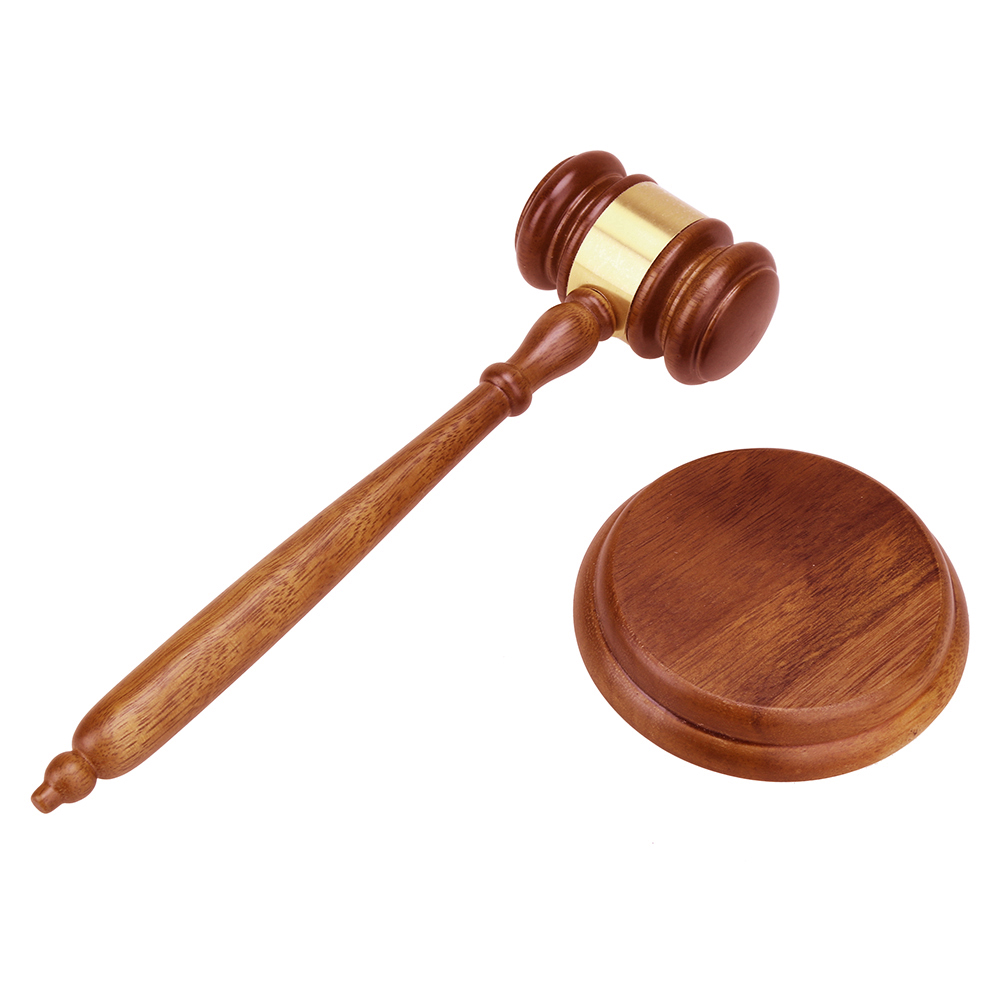 مطرقة القاضي الخشبية المصنوعة  - مراجعة Woodworking Auctions وسعره
