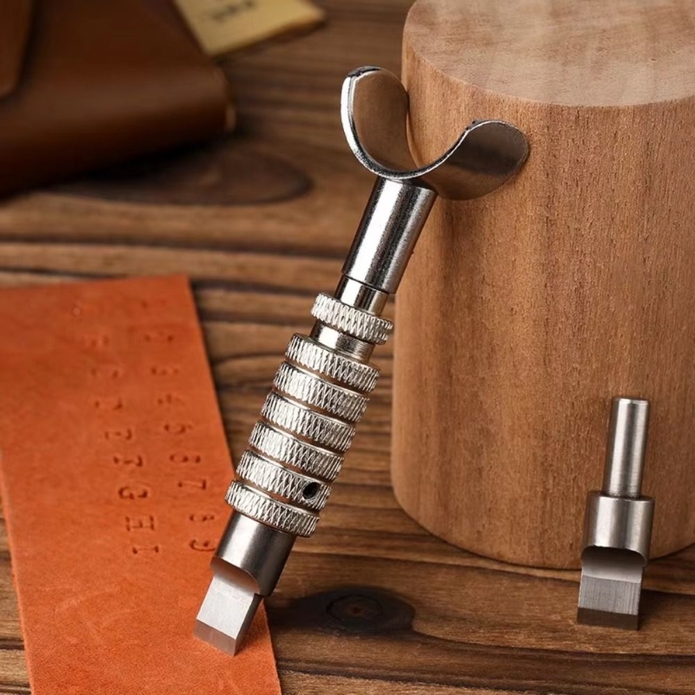 مجموعة أدوات نحت الخشب اليدوية - مراجعة Woodworking Kits For Beginners وسعره